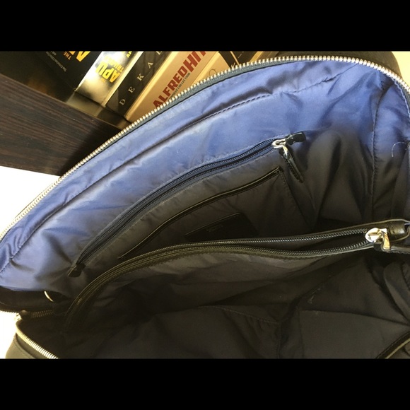 Tumi viverone tote - gently used - Picture 4 of 6